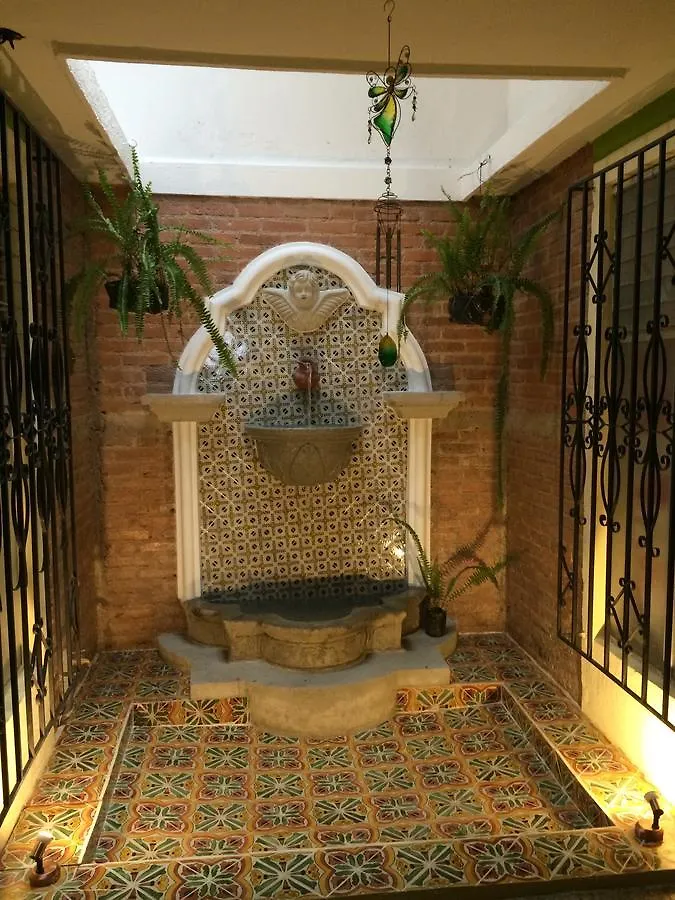 A Place To Stay, Boutique Hostel Antigua